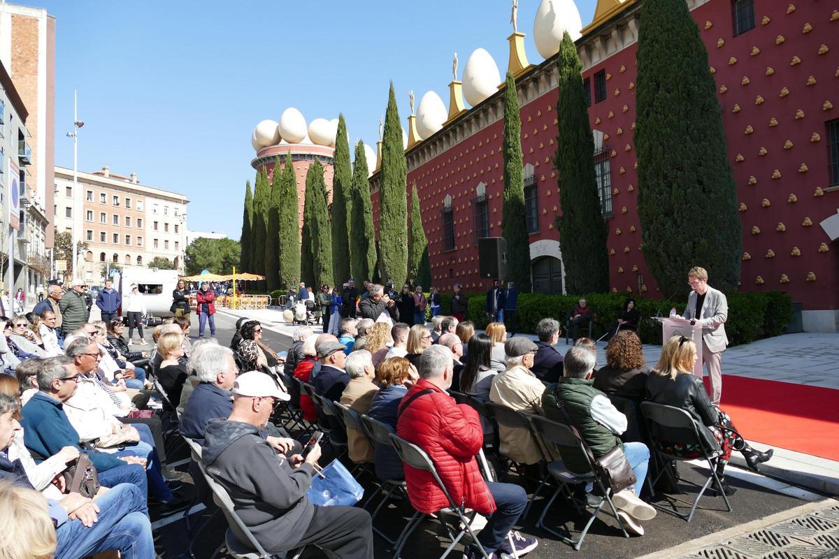 EN IMATGES | Figueres celebra la inauguració de la nova pujada del Castell enmig d'un ambient festiu