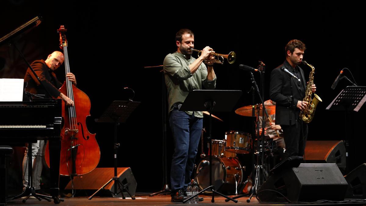 Black Art Jazz Collective transitó por todo su repertorio en el Auditorio de Zaragoza.