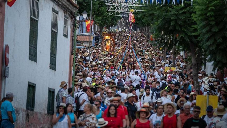 Tenerife Bans Pilgrims from Montaña Grande Slopes to Protect Natural Reserve