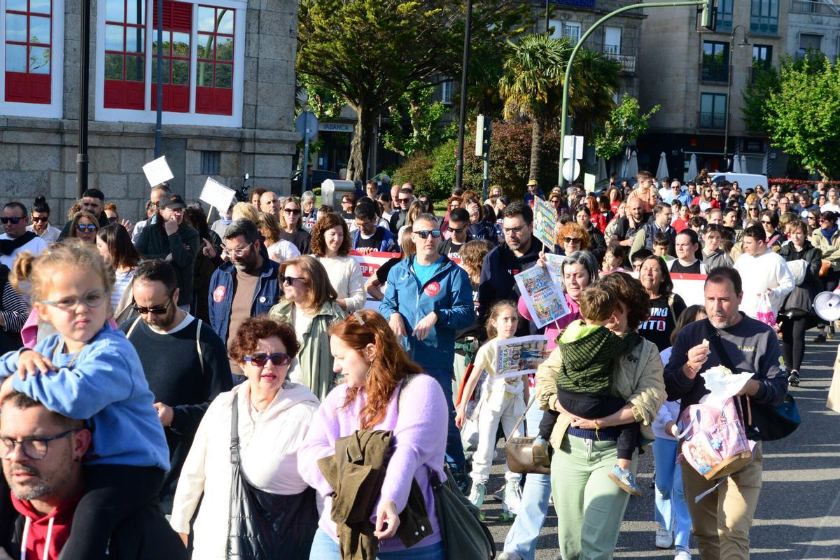 La comunidad educativa también clama en Cangas La comunidad educativa también clama en Cangas