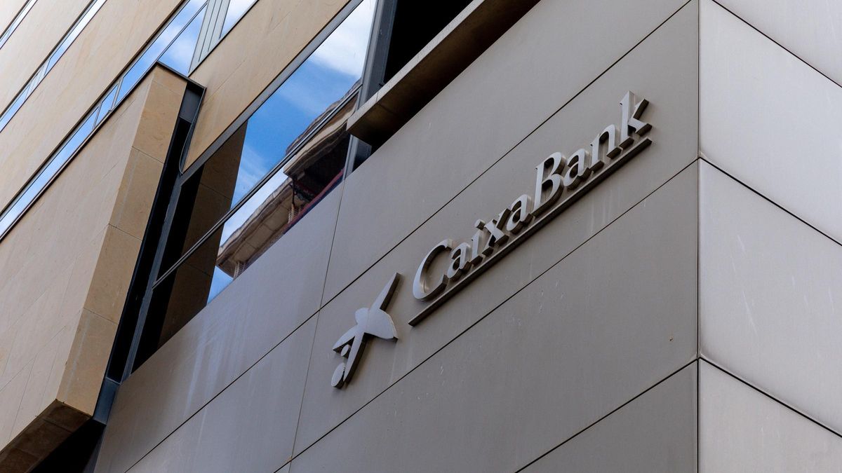 Edificio Corporativo de CaixaBank en la Región de Murcia.