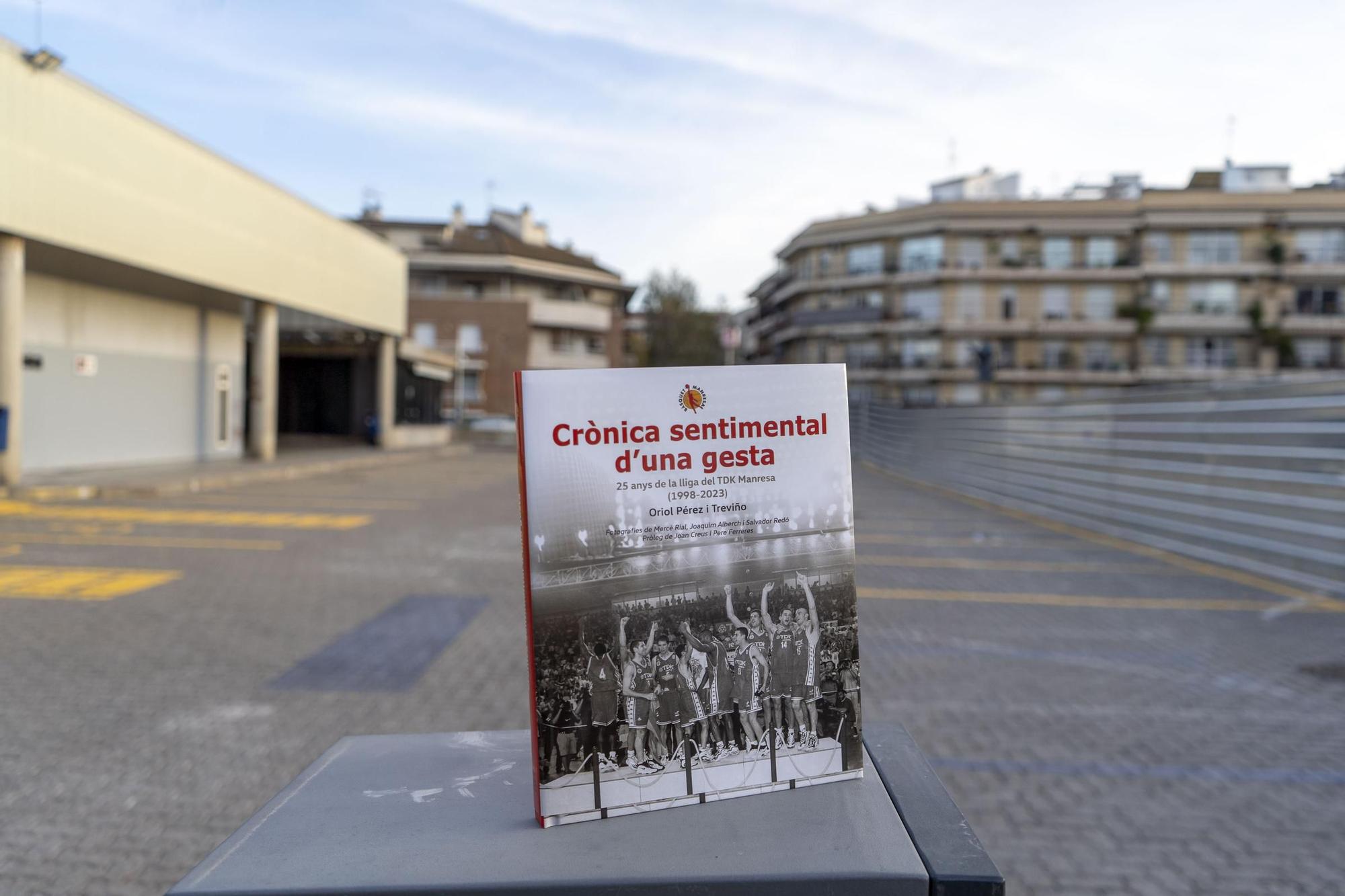 Totes les imatges de l'article sobre la presentació del llibre "Crònica sentimental d'una gesta. 25 anys de la lliga del TDK Manresa"