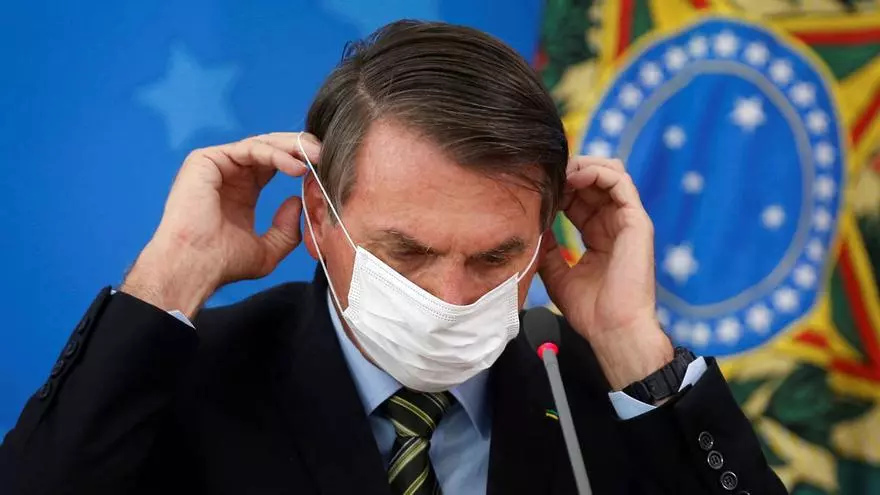 Bolsonaro insiste en que la Copa América se celebrará en Brasil