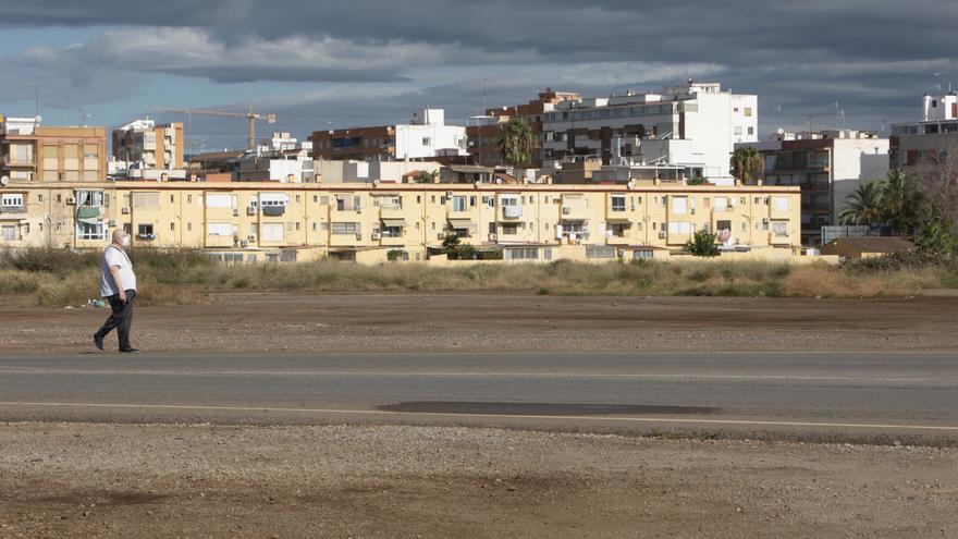 Sagunt refuerza sus argumentos ante Costas para impedir que «privatice» el Malecón