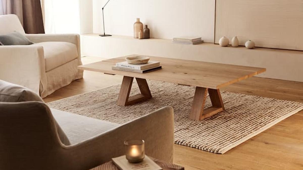 Mesa de centro de madera de Zara Home