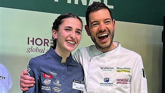 Mireia Riba y Cristóbal Muñoz, Camarera del Año 2022 y Cocinero del Año 2022