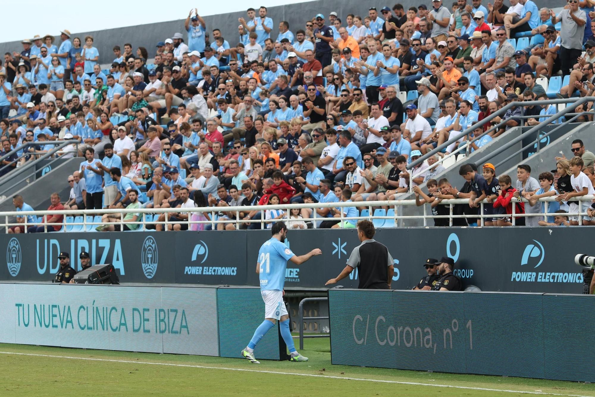 El partido de la UD contra el Recreativo, en imágenes