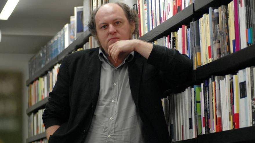 Un homenaje al escritor Félix Romeo inaugurará la biblioteca de Parque Goya