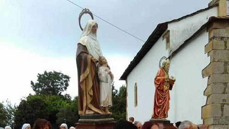 Procesión de Santa Ana, en Jarrio.