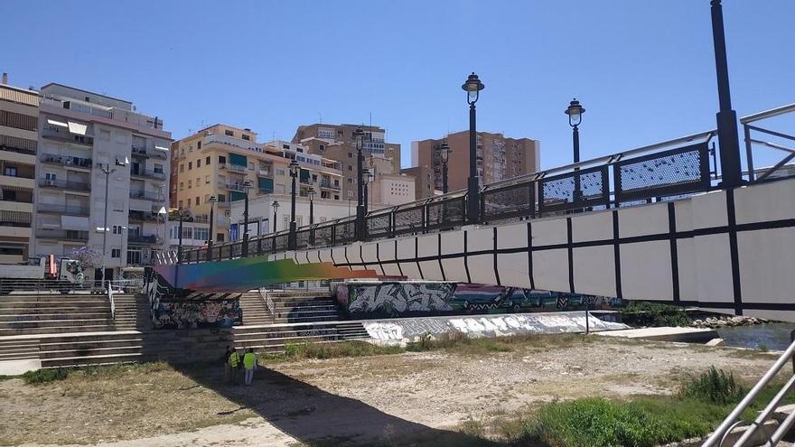 Puente junto al CAC Málaga.