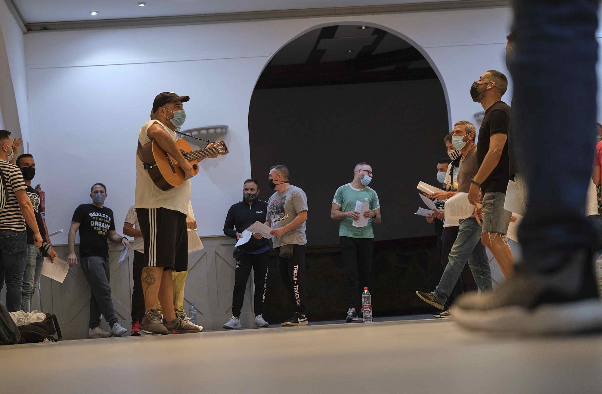 Triqui-Traques inaugura los ensayos en el espacio común del Parque Marítimo.