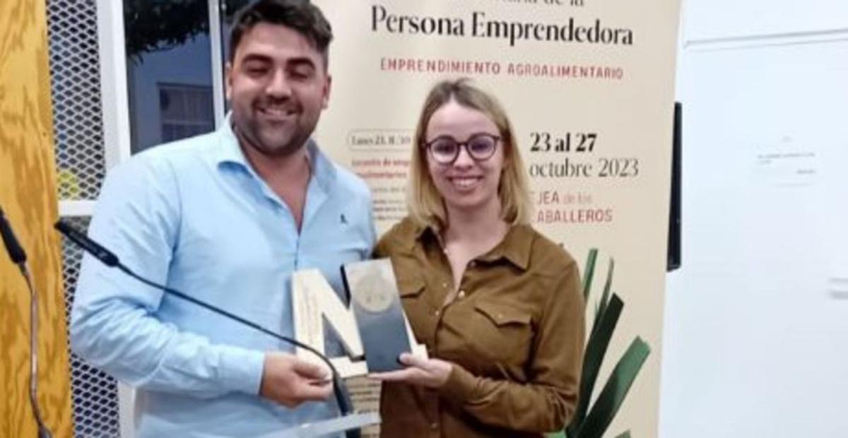 Upcars Ibérica recibió uno de los premios del concurso ‘Monta tu Empresa’. |   