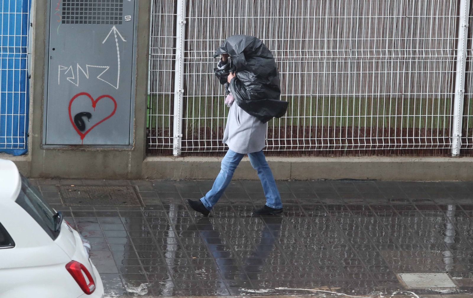 FOTOS | El temporal de lluvia y granizo en València