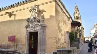 La puerta de Grada Redonda de la Mezquita-Catedral lucirá restaurada para la Semana Santa
