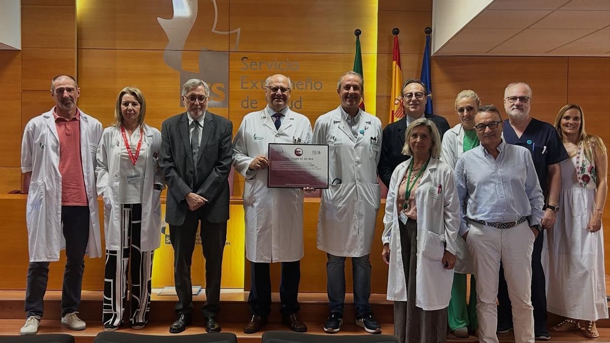 Entrega del reconocimiento.