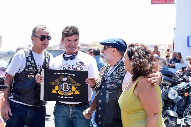 Los clubes de motero de Harley realizan un ...