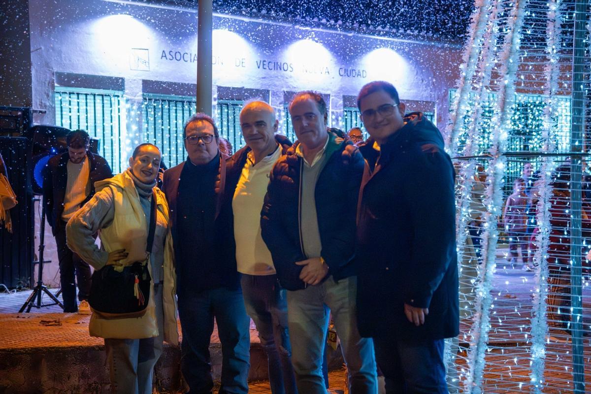 Nueva Ciudad se ilumina por Navidad.