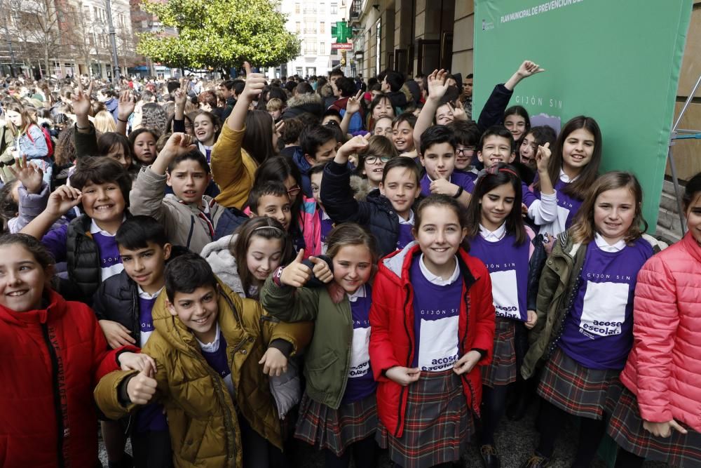 Jornada acoso escolar en el Jovellanos (Gijón)