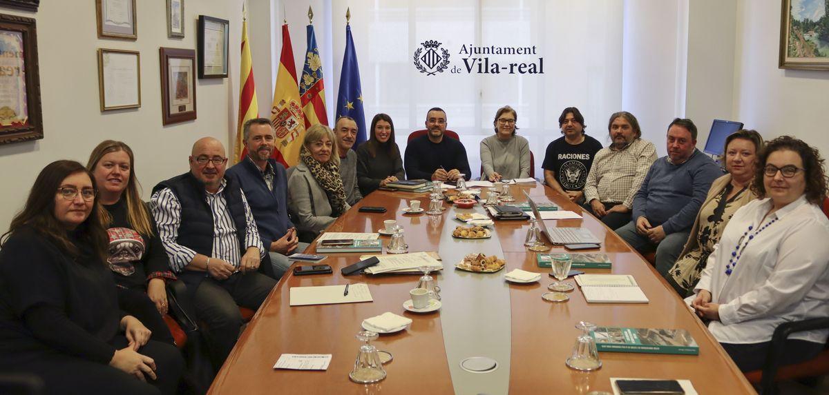 La sala de junta del ayuntamiento de Vila-real ha acogido la reunión de la junta de gobierno del Consorci del Millars.