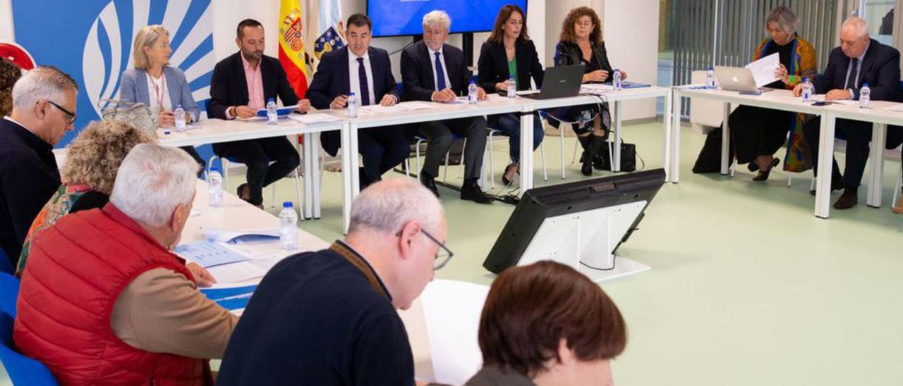 Reunión del Consello Galego de Convivencia escolar, ayer.   | // X. ÁLVAREZ