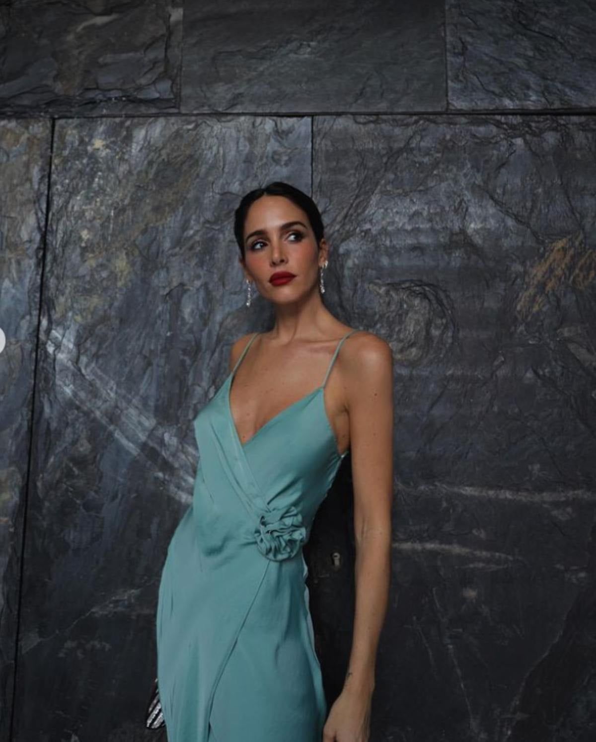El vestido lencero de Zara que estás a tiempo de llevar a tus próximos  eventos lo tiene Rocío Osorno - Woman