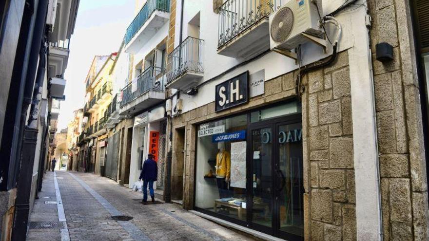 El PSOE de Plasencia plantea un plan de recuperación para empresas y familias