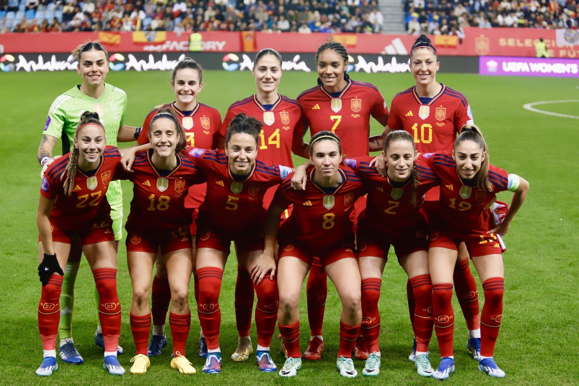 La victoria de la selección femenina de fútbol ante Suecia en La Rosaleda, en imágenes