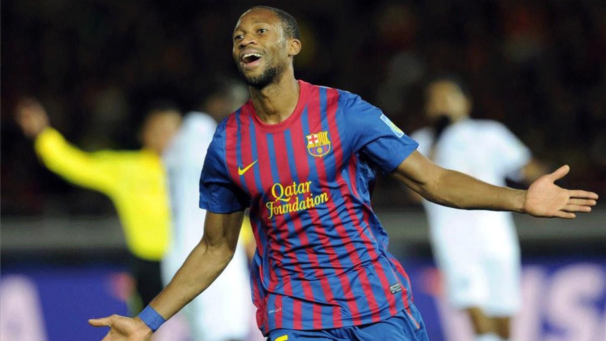 Seydou Keita playing for Barcelona