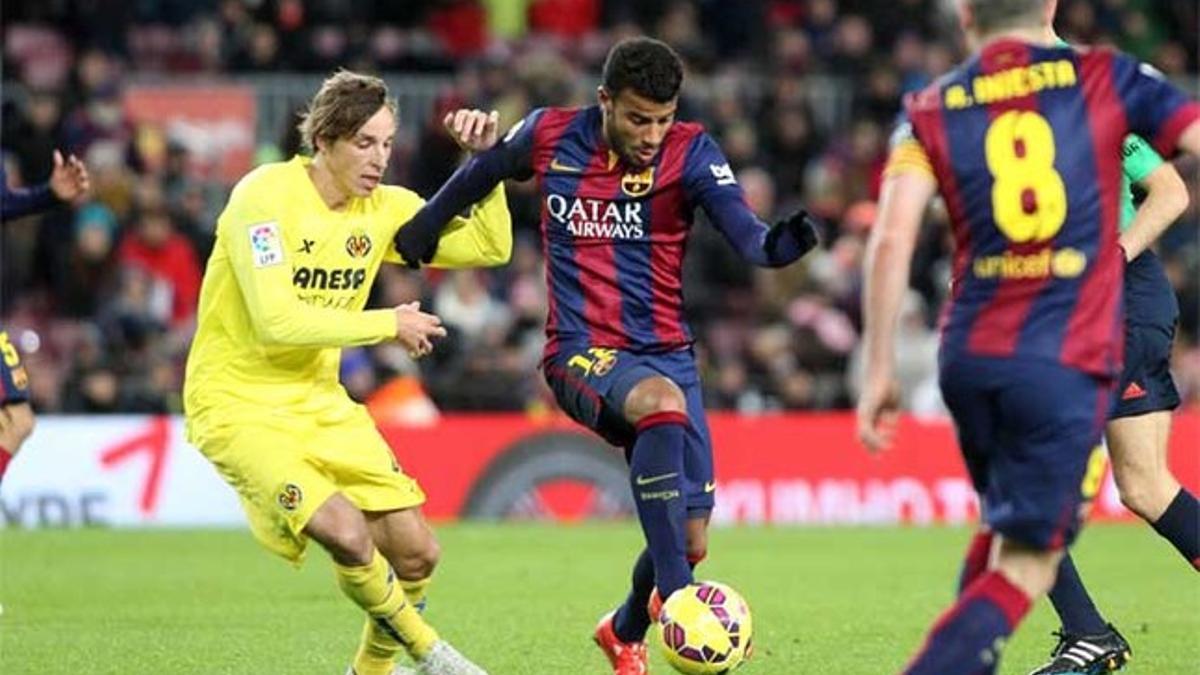 Rafinha Alcántara en acción durante un Barça-Villarreal de la temporada 2014-15