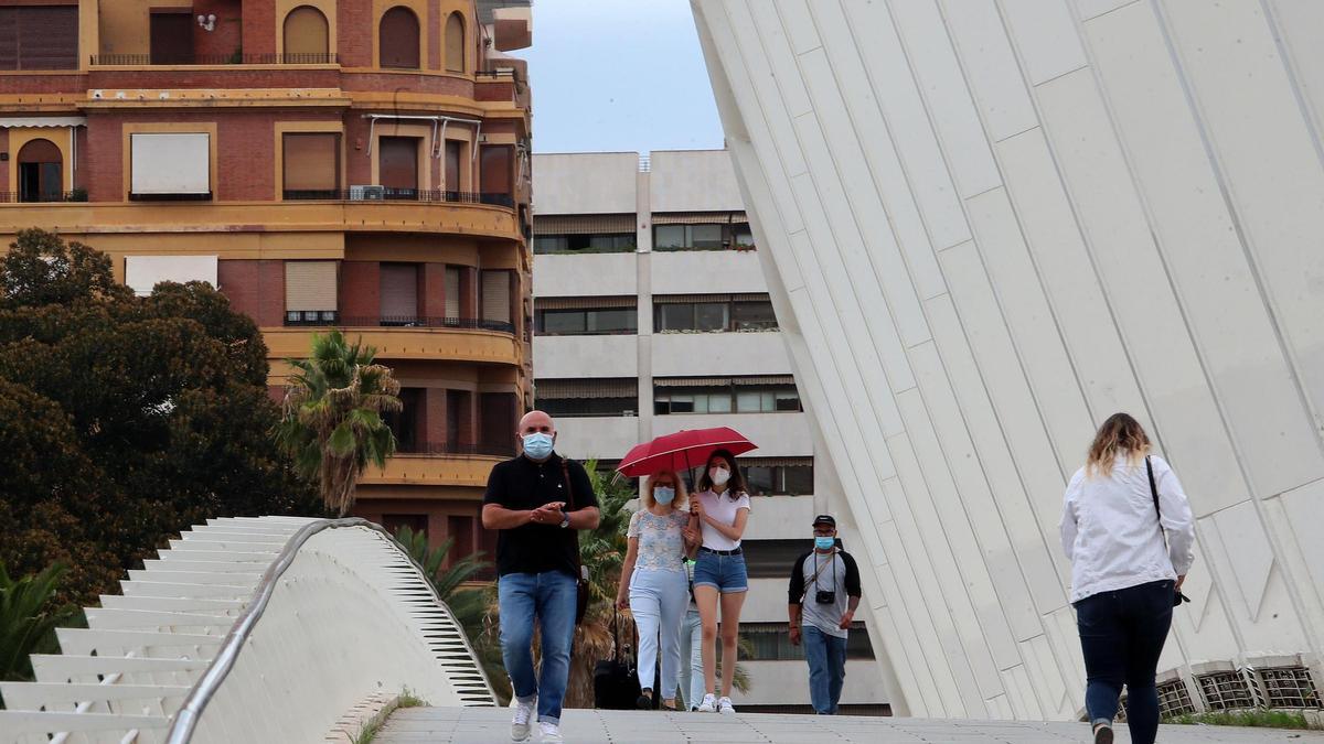 El tiempo en Valencia en el puente de octubre: sábado de lluvia y tormenta.