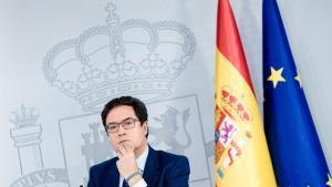 El ministro para la Transformación Digital y de la Función Pública, Óscar López, durante la rueda de prensa posterior al Consejo de Ministros, en el Palacio de la Moncloa, a 26 de mayo de 2026, en Madrid (España). El Consejo de Ministros aprueba el proyec