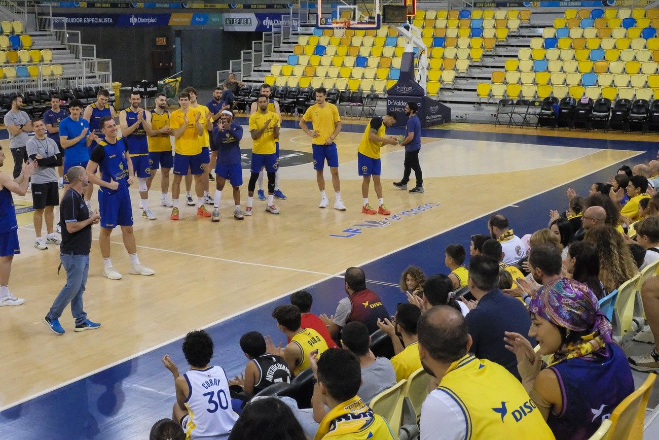 Despedida del Granca desde el Arena para la Copa del Rey