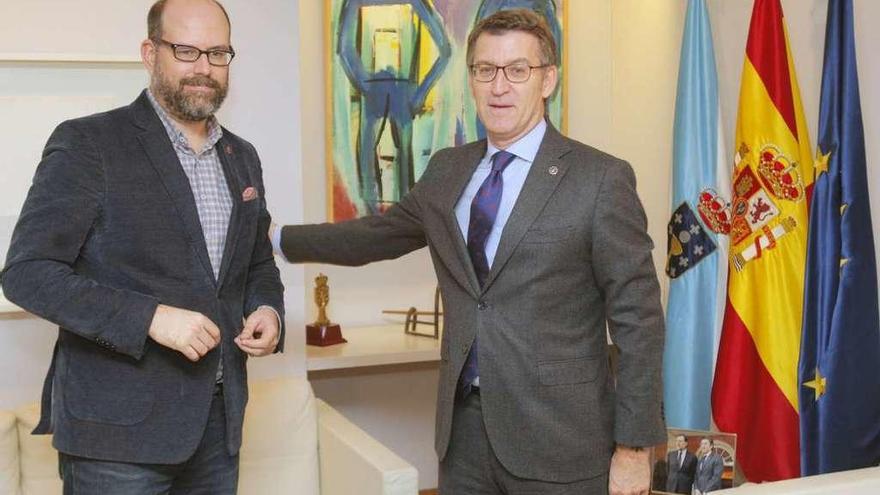 Martiño Noriega y Alberto Núñez Feijóo en su reunión de ayer en Santiago.