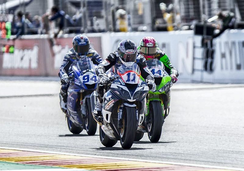 Álvaro Bautista logra el triunfo en Motorland