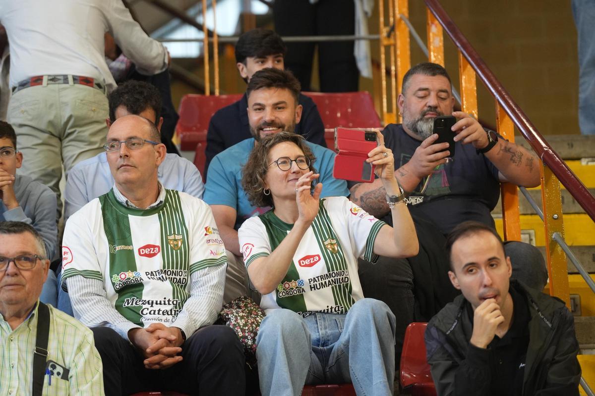 El Córdoba Futsal - Quesos El Hidalgo Manzanares, en imágenes