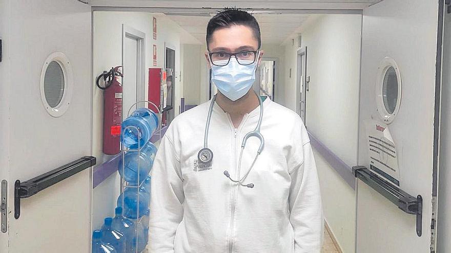 El residente en Medicina Interna Javier Pitarch.