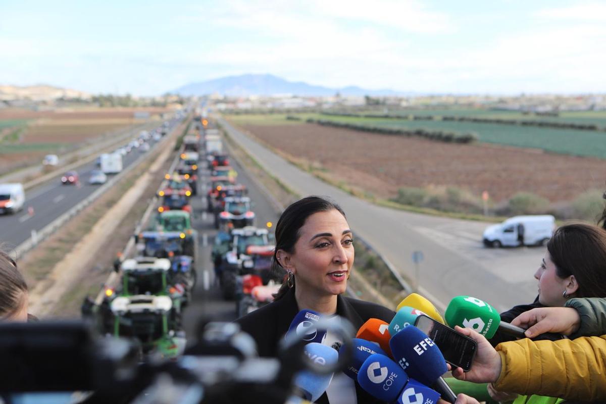 La consejera Sara Rubira compareció ante los medios en Lorca este jueves.