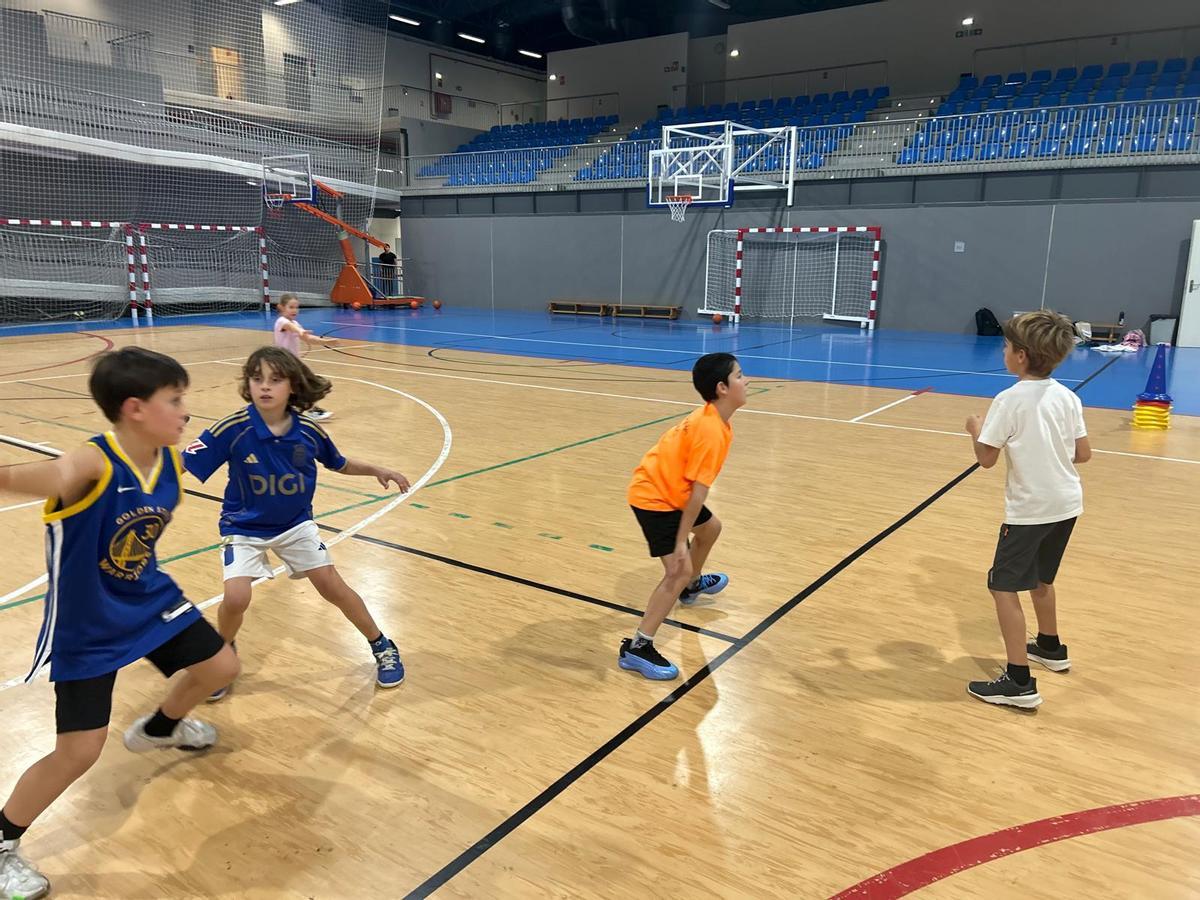 Entrenamiento del Club Baloncesto Siero