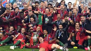ccarrillo34663179 dus200  saint denis  france   10 07 2016   players of portug160711103811