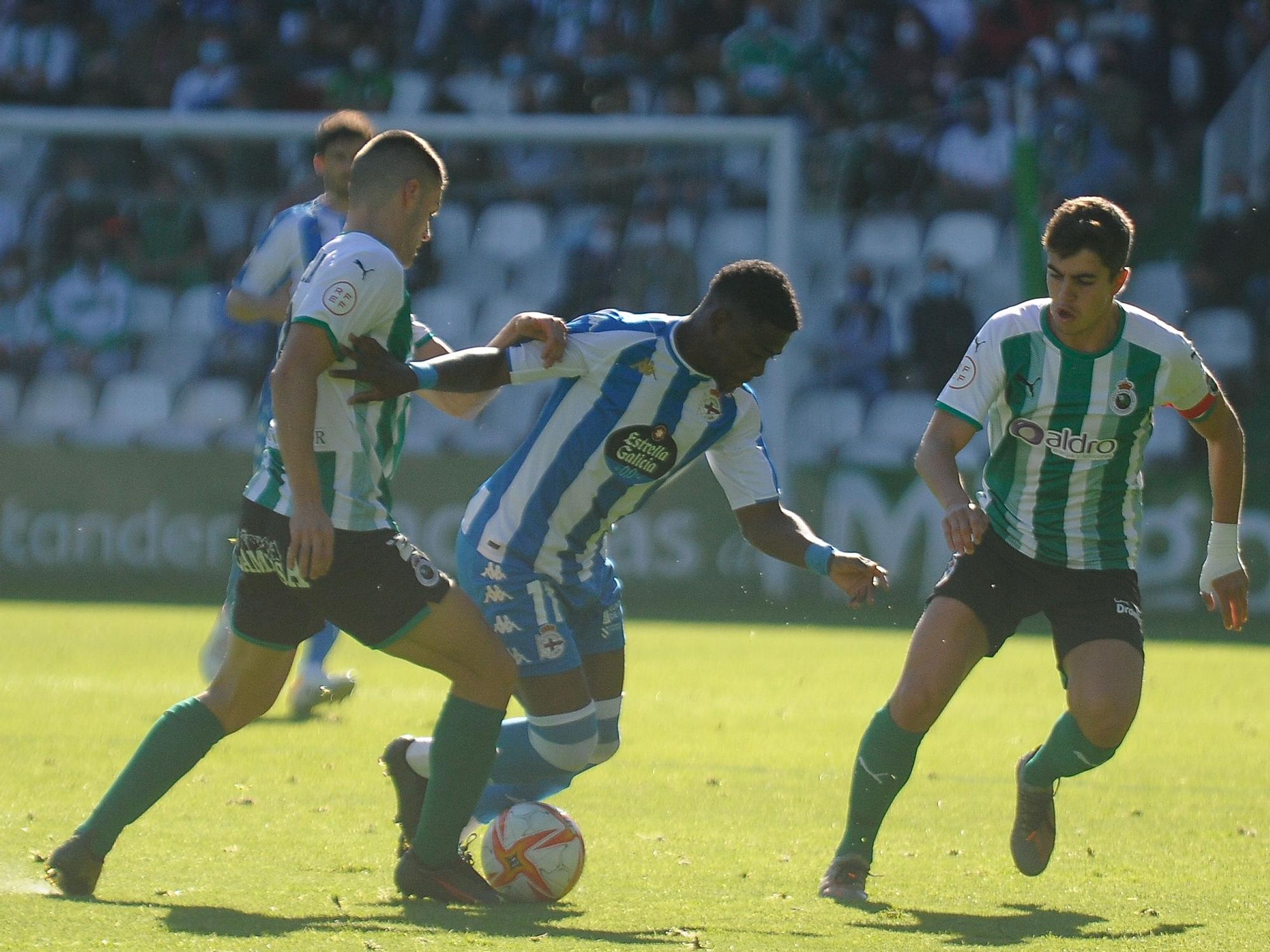 El Racing de Santander y el Deportivo empatan 0-0