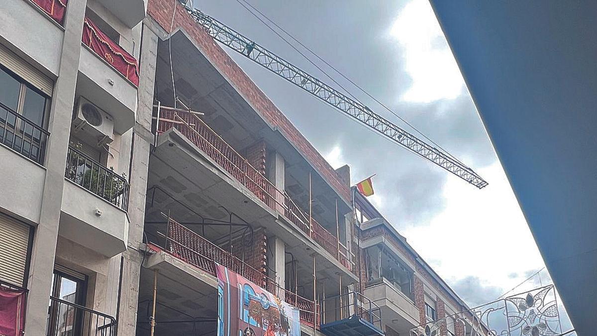 Nuevas promociones. Edificación reciente de un bloque de viviendas en la ciudad de Lucena