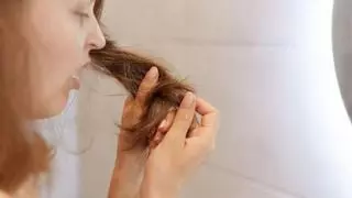 El truc per mantenir els cabells hidratats i reparar-lo si està malmès