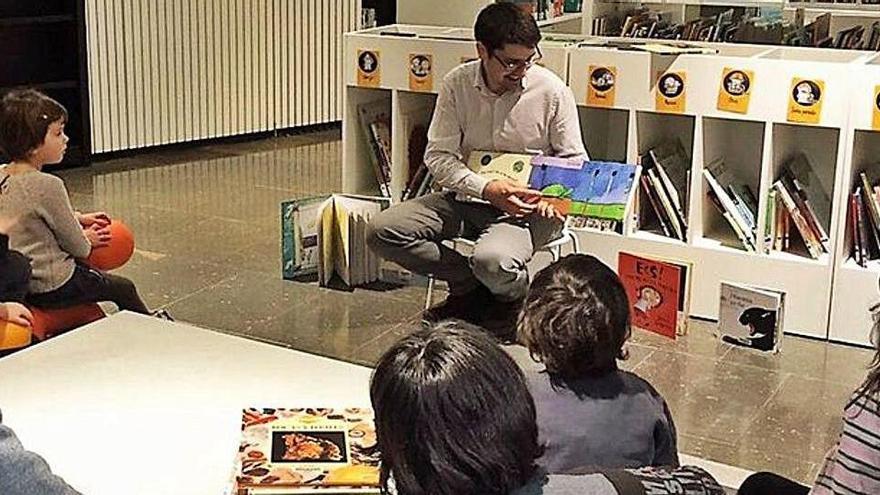 La zona infantil de la biblioteca Carles Morató