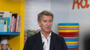 La plantada de Feijóo a Sánchez posa el focus en la presència del Rei