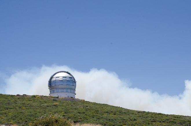 El incendio forestal de La Palma continúa sin control