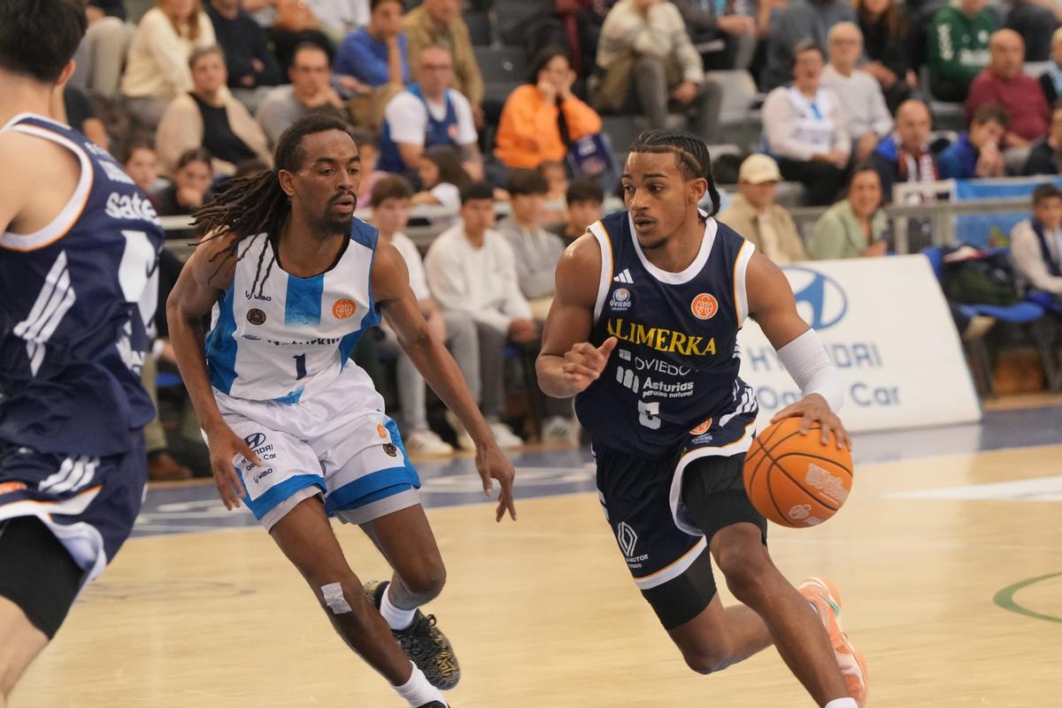 EN IMÁGENES: Así fue la victoria del Alimerka Oviedo Baloncesto en la cancha del Gipuzkoa Basket (79-93)