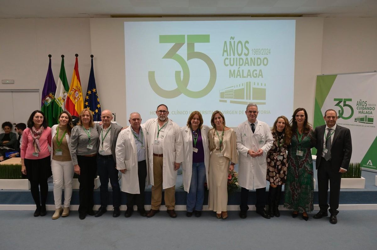 El Hospital Clínico de Málaga rinde homenaje a su personal jubilado de los últimos cinco años