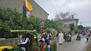 Lluces vive una multitudinaria jornada de San Isidro marcada por la tradición y la participación vecinal