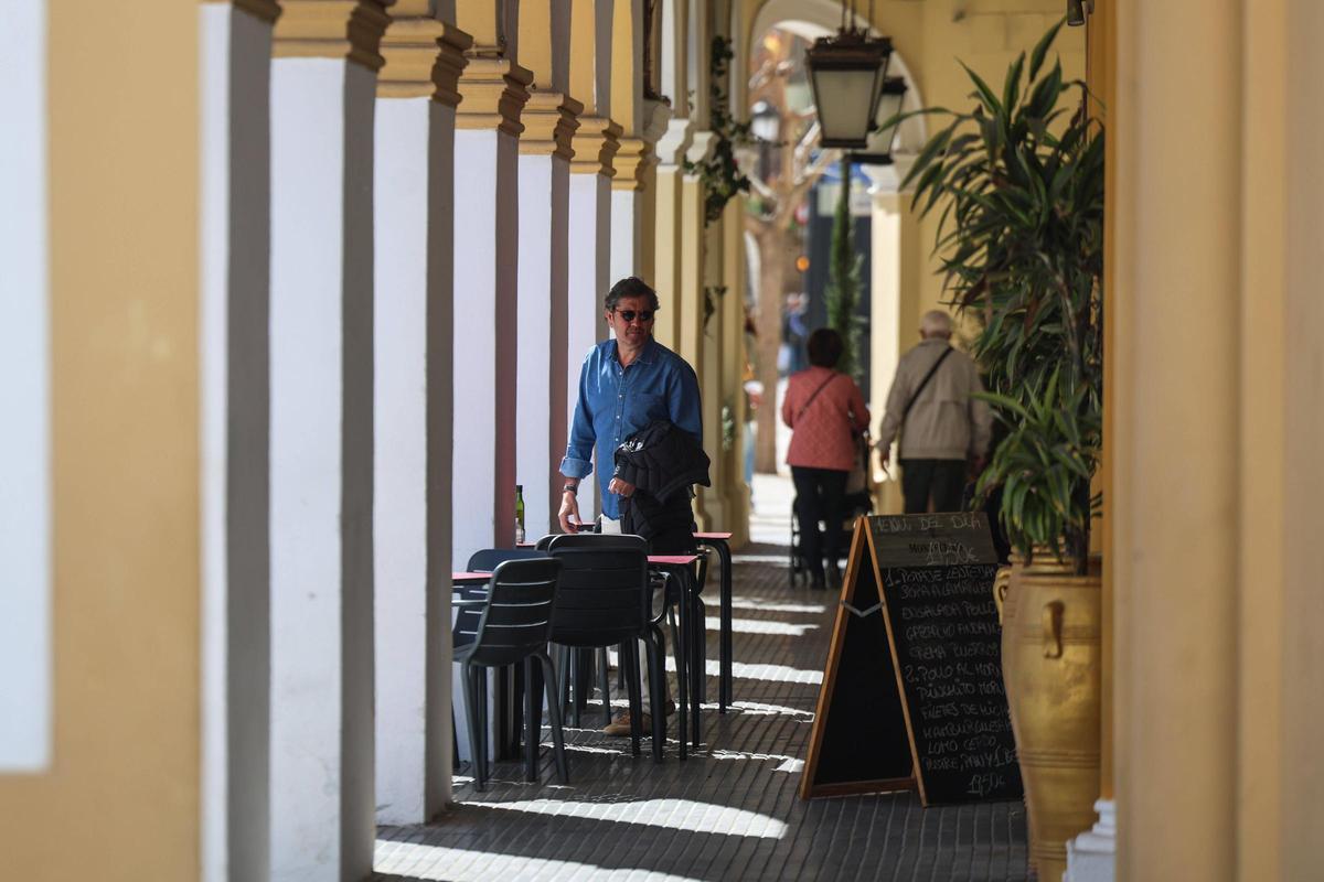 Galería: los comercios de la zona del puerto de Ibiza recobran vida durante la Semana Santa