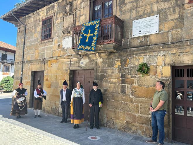 EN IMÁGENES: Homenaje en Villaviciosa a José Caveda y Nava